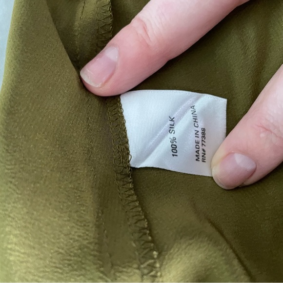 Green silk midi skirt - Picture 3 of 5